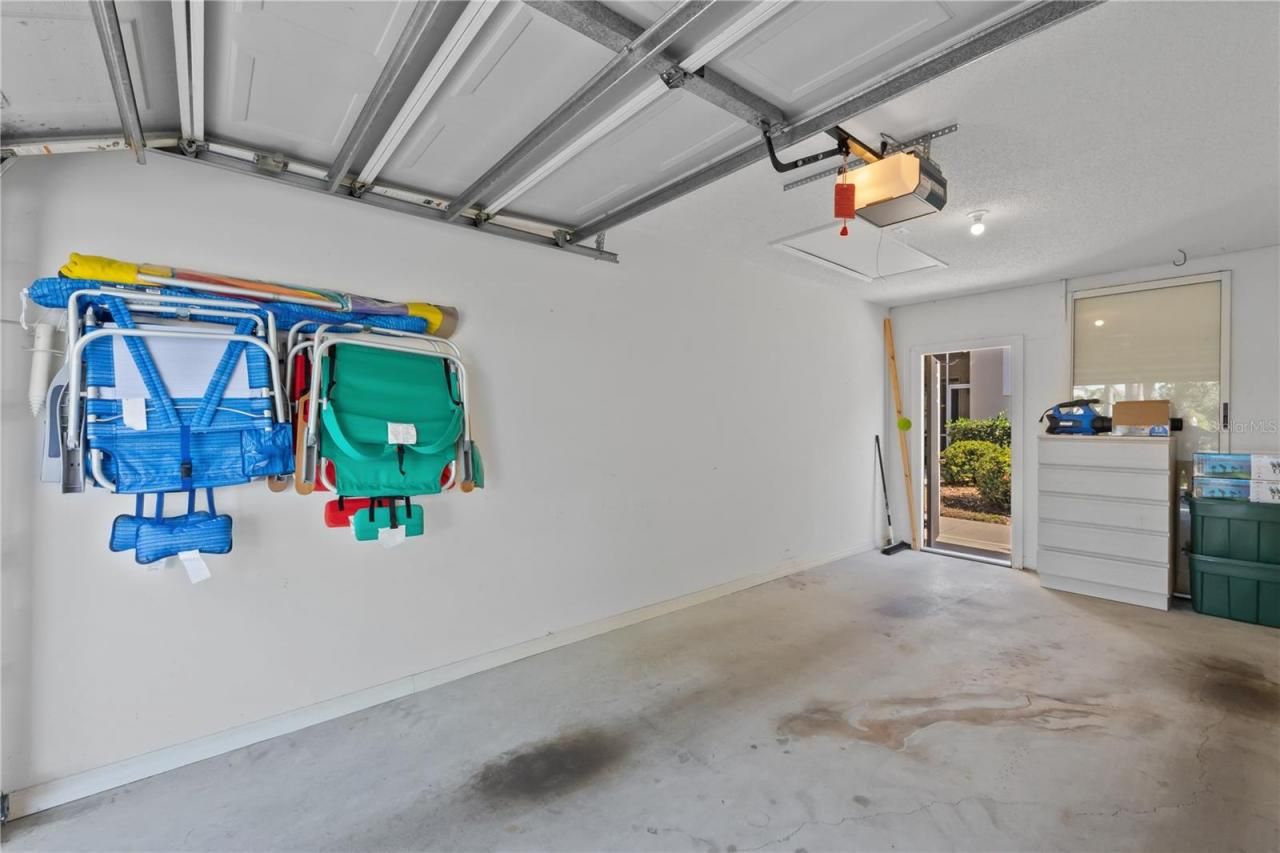 9611 Castle Point Drive, Unit 915, Sarasota, FL 34238 Photo
