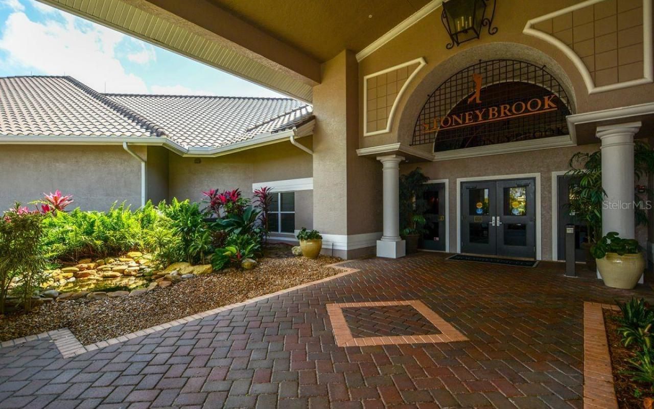 9611 Castle Point Drive, Unit 915, Sarasota, FL 34238 Photo