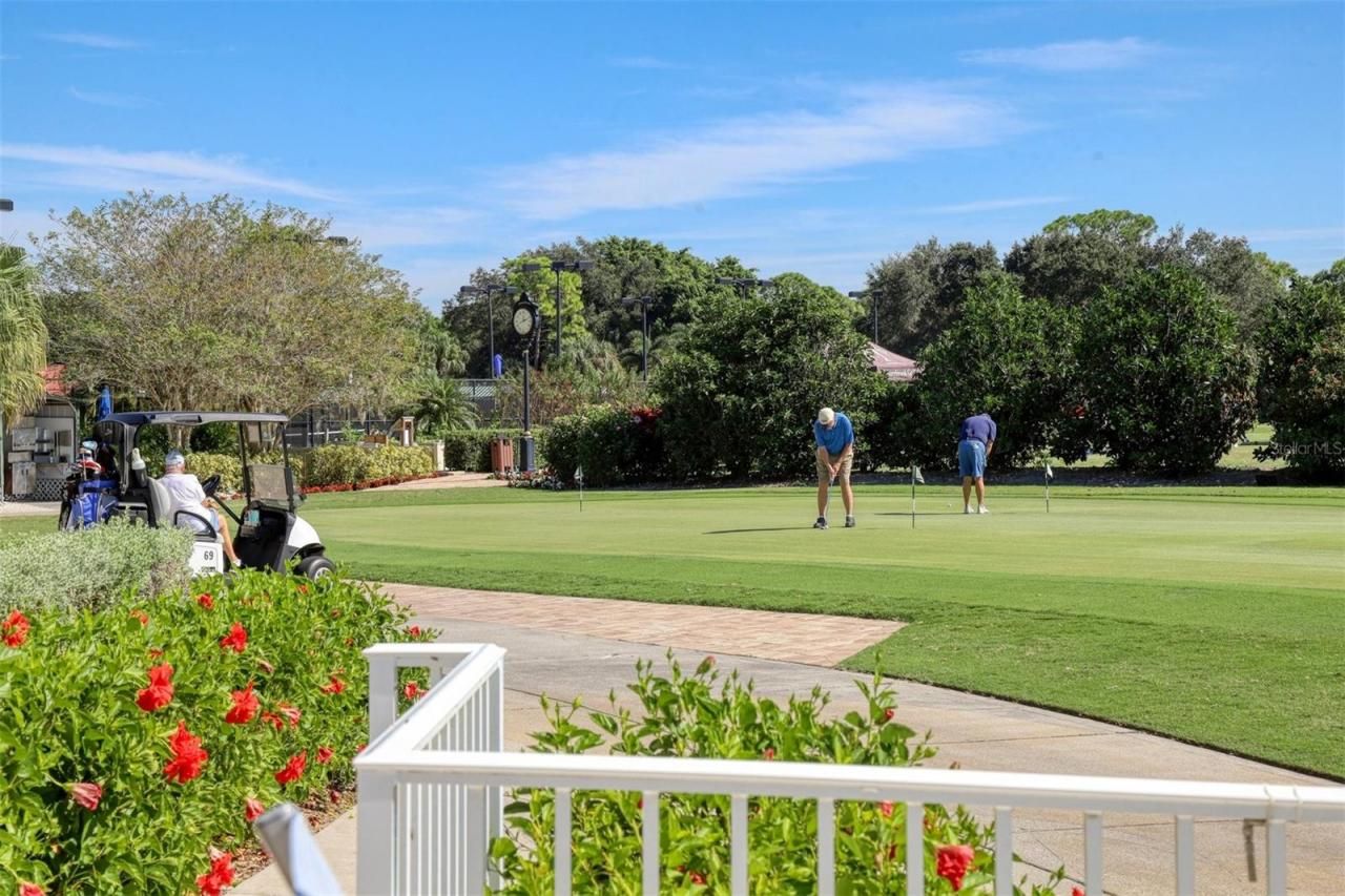9611 Castle Point Drive, Unit 915, Sarasota, FL 34238 Photo