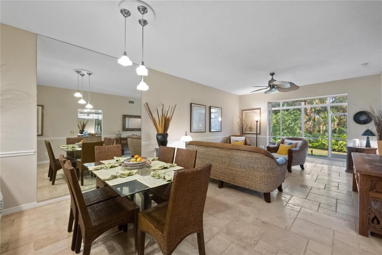 9611 Castle Point Drive, Unit 915, Sarasota, FL 34238 Photo