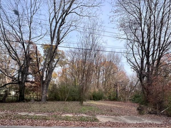 3536 W WINSTON DR, Memphis, TN 38127