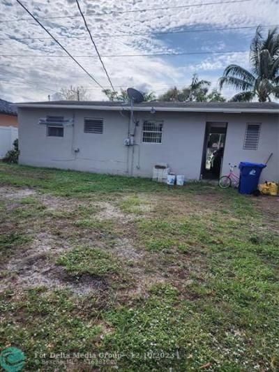 905 NW 5th Street, Fort Lauderdale, FL 33311 Photo