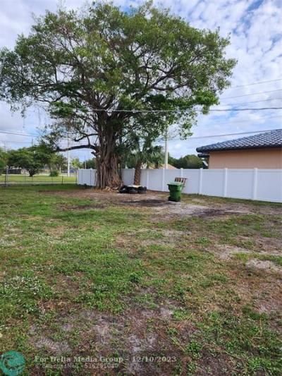 905 NW 5th Street, Fort Lauderdale, FL 33311 Photo