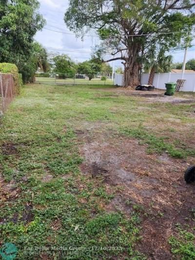 905 NW 5th Street, Fort Lauderdale, FL 33311 Photo