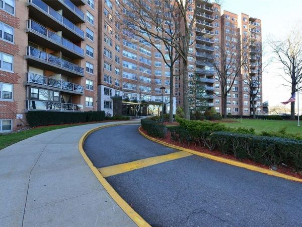 61-20 Grand Central Parkway, Unit C500, Forest Hills, NY 11375