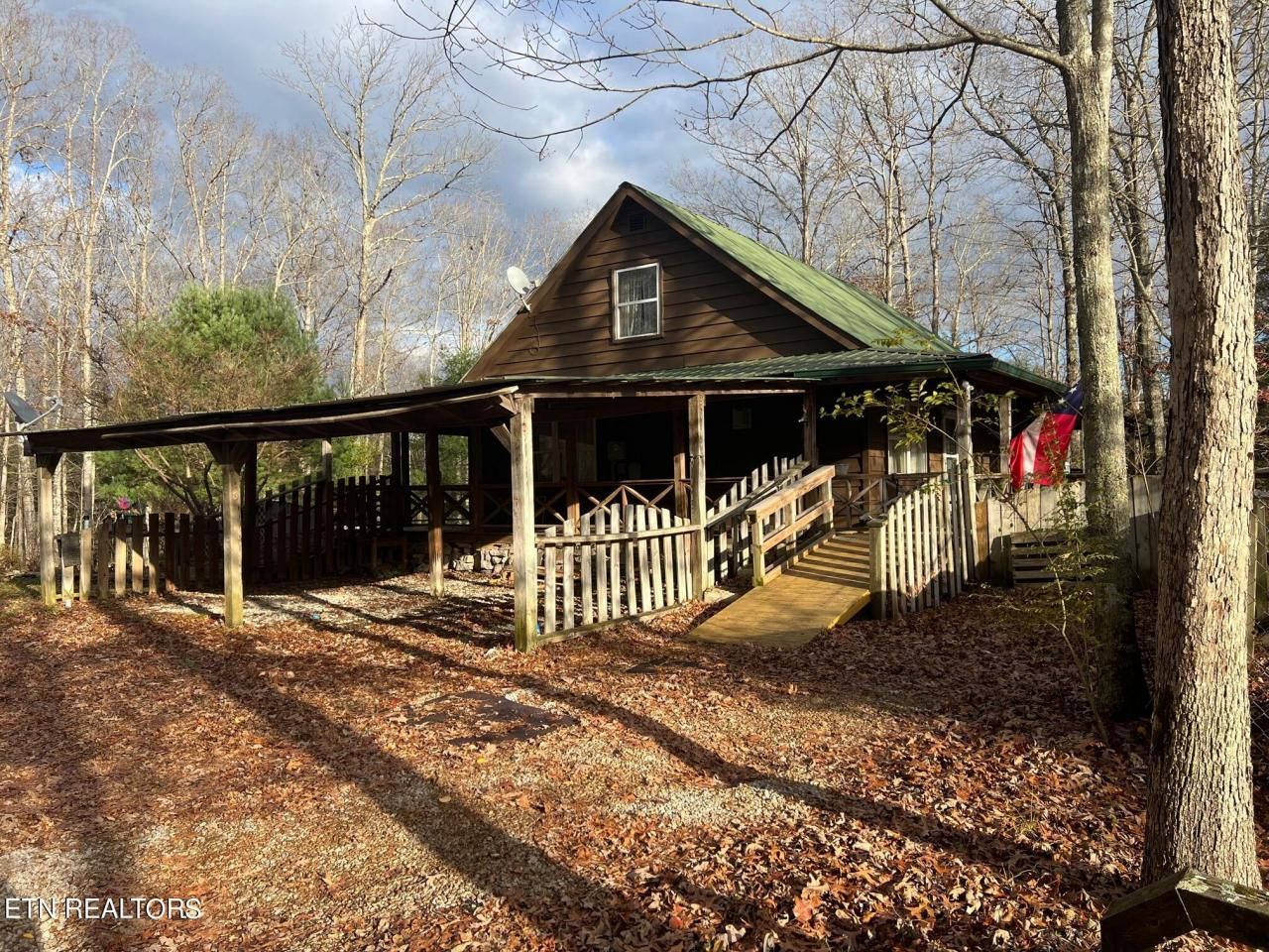 265 Maggie Valley Dr Drive, Jamestown, TN 38556 Main Photo