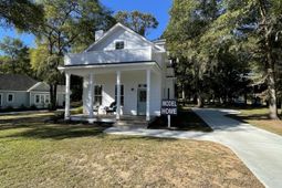 1784 Gordon Road photo 4