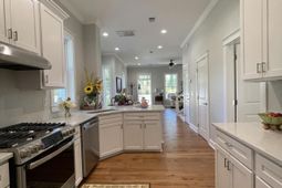 1784 Gordon Road photo 4