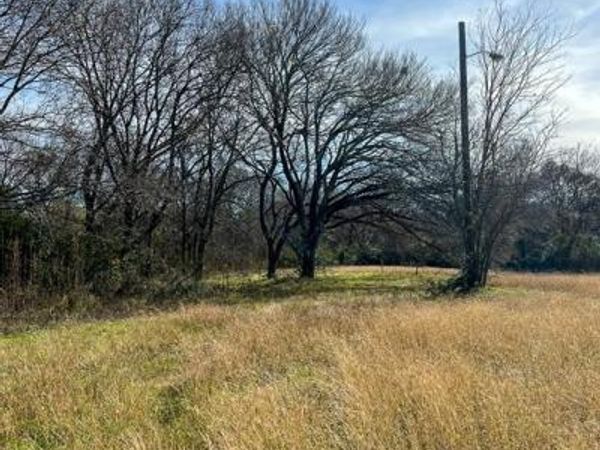 203 SW 4TH, Hubbard, TX 76648