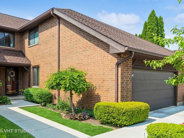 Crystal Lake, IL 60014