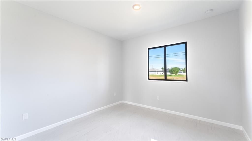 3340 NE 19th Ave, Cape Coral, FL 33909 Photo