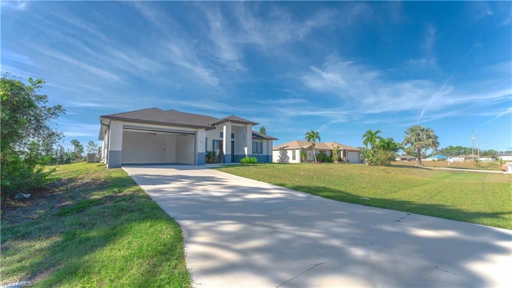 3340 NE 19th Ave, Cape Coral, FL 33909 Photo