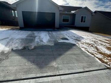 2021 Gindy Circle, Bellevue, NE 68147