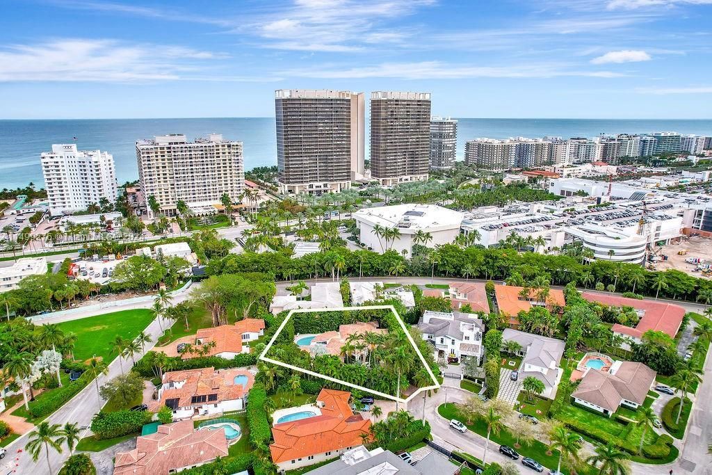 61 Camden Ct, Bal Harbour, FL 33154 Photo