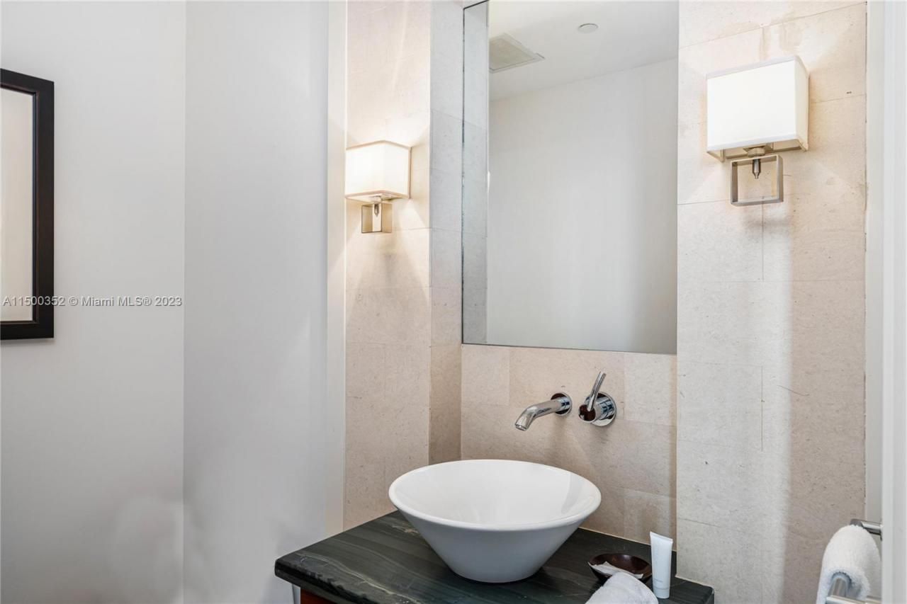 10295 Collins Ave, Unit 121716, Bal Harbour, FL 33154 Photo