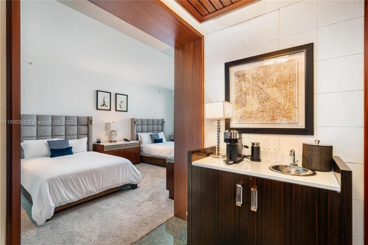 10295 Collins Ave, Unit 121716, Bal Harbour, FL 33154 Photo