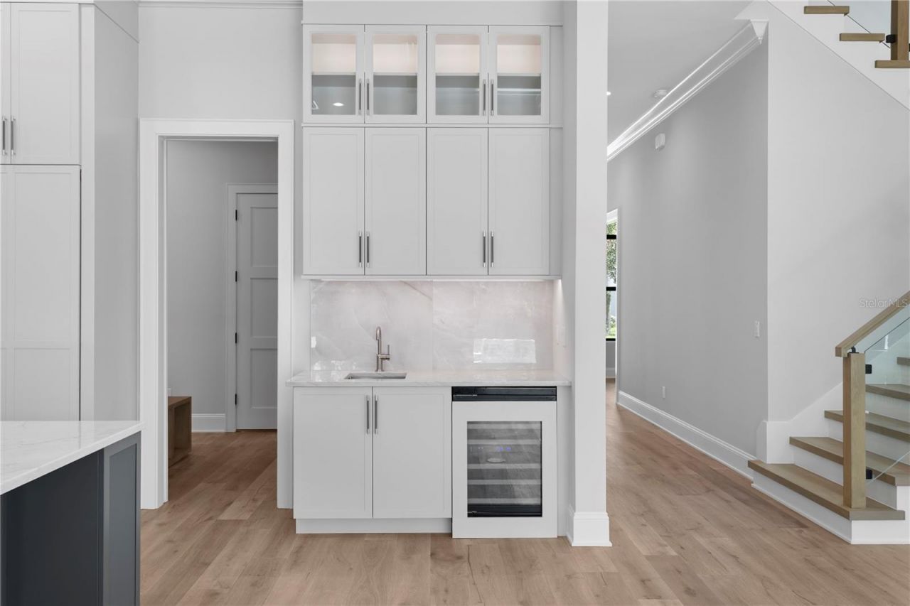 3109 W Knights Avenue, Tampa, FL 33611 Photo