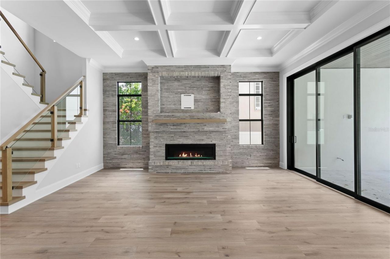 3109 W Knights Avenue, Tampa, FL 33611 Photo