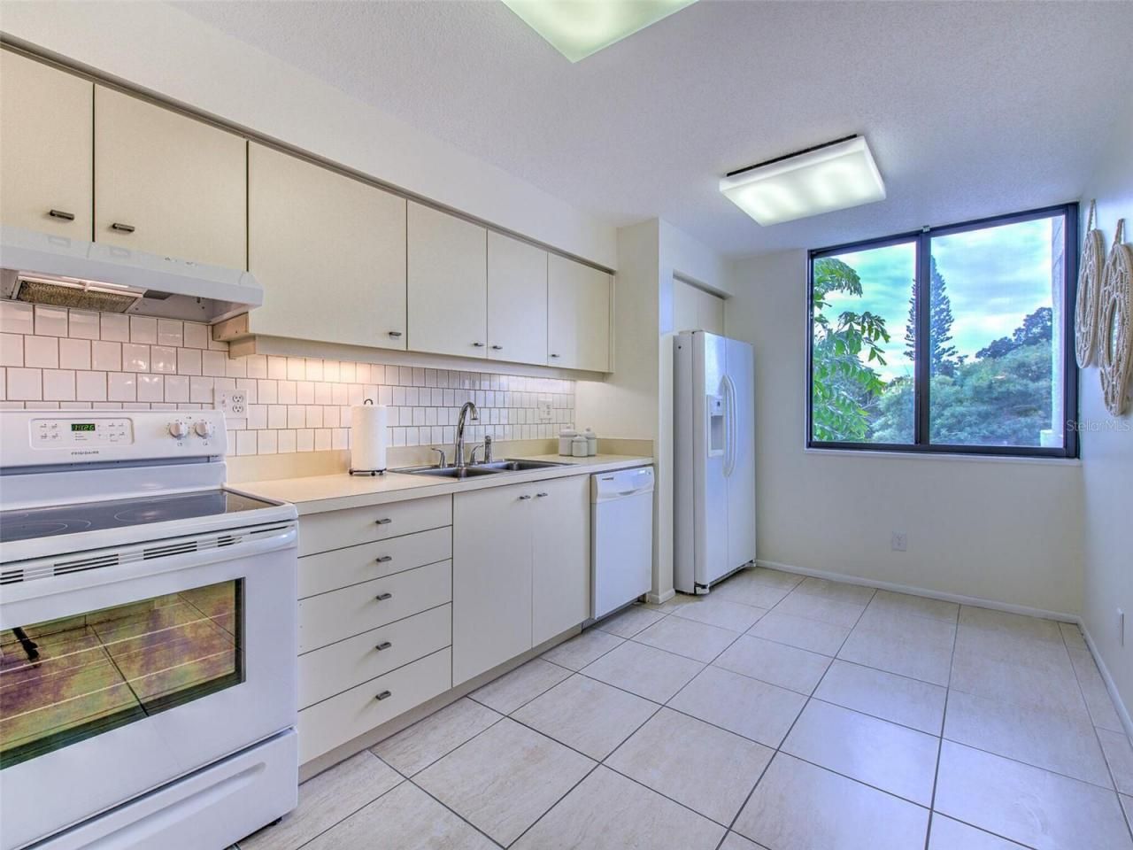 833 Bayport Way, Unit 833, Longboat Key, FL 34228 Photo