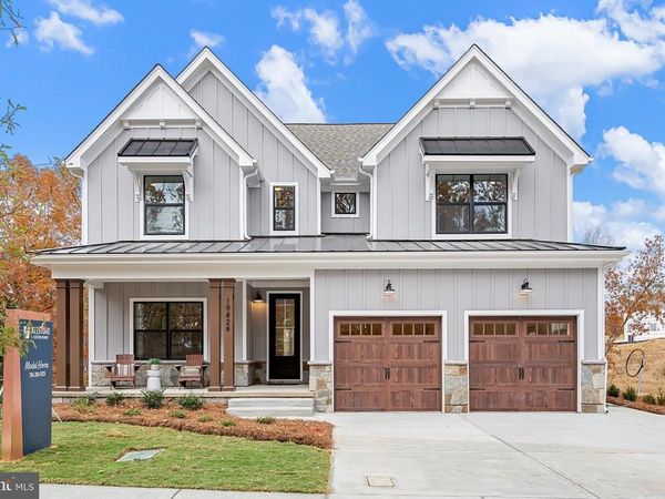 100 HIDDEN SPRINGS DRIVE, Unit SAVANNAH, MECHANICSBURG, PA 17050