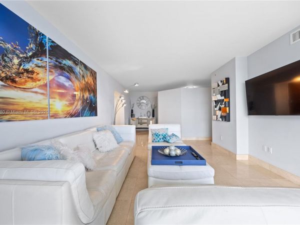 6365 Collins Ave, Unit 4106, Miami Beach, FL 33141