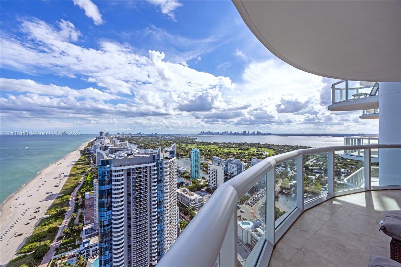 6365 Collins Ave, Unit 4106, Miami Beach, FL 33141 Photo