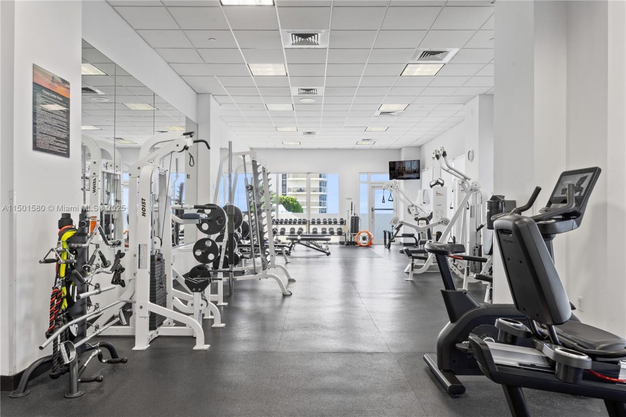 6365 Collins Ave, Unit 4106, Miami Beach, FL 33141 Photo