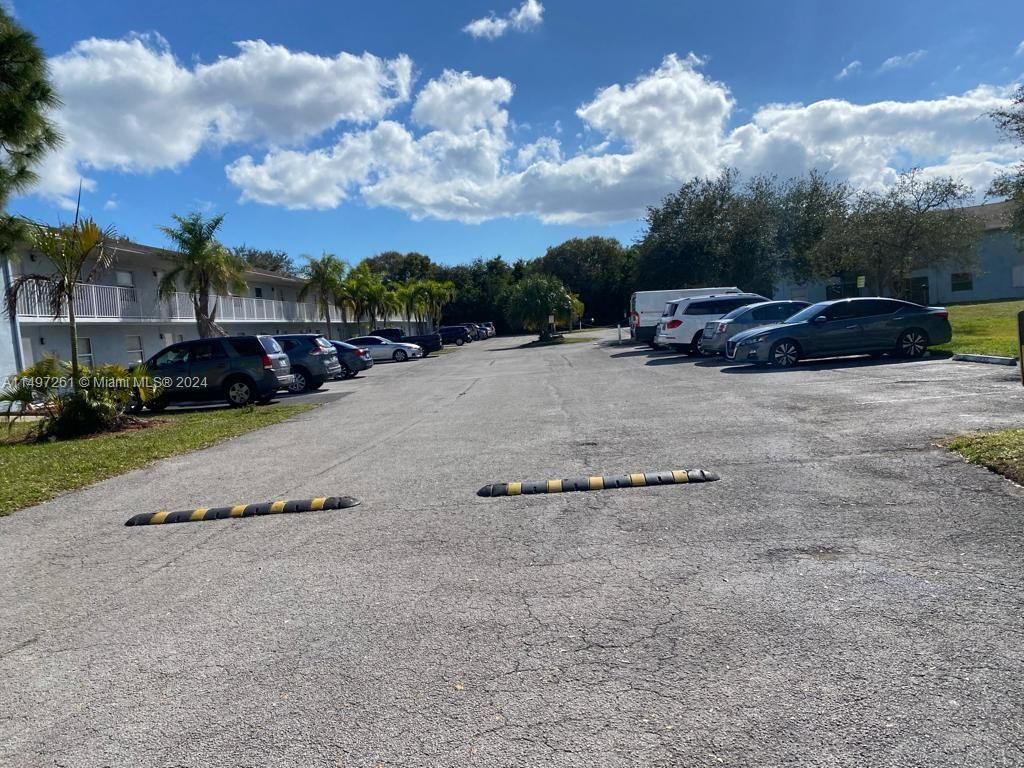 617 Ixoria Ave, Unit 29, Fort Pierce, FL 34982 Photo