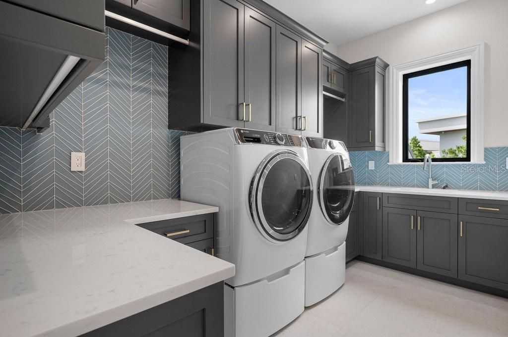 3621 San Remo Terrace, Sarasota, FL 34239 Photo