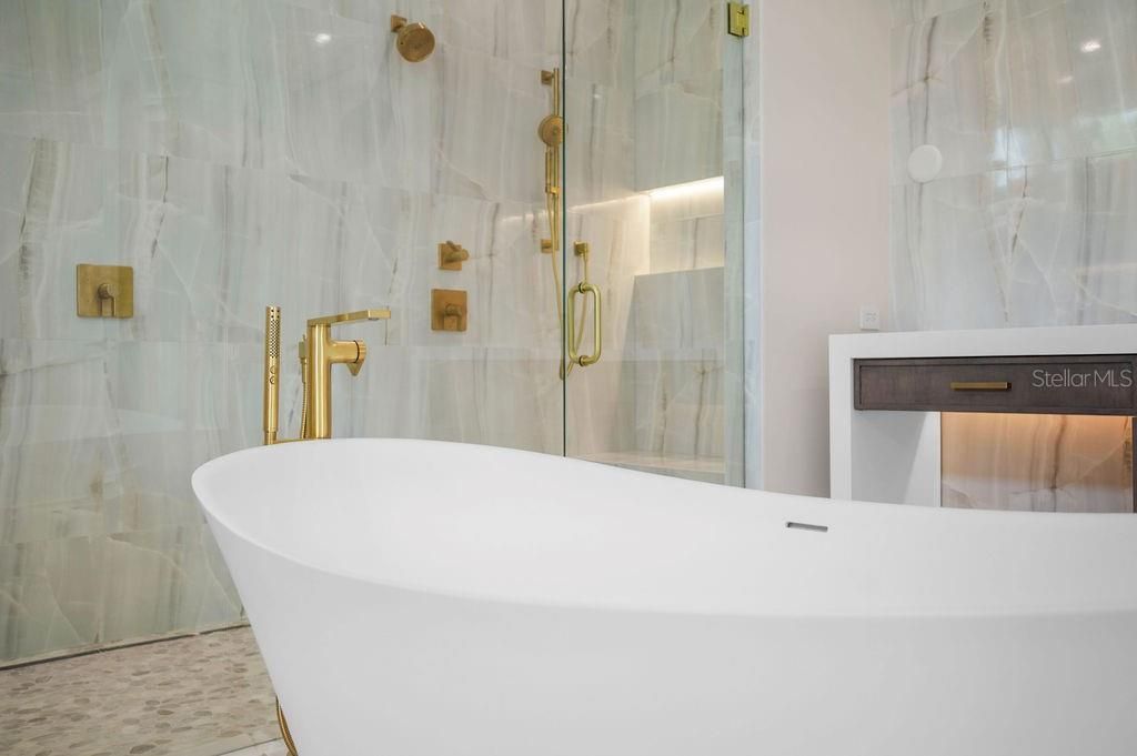 3621 San Remo Terrace, Sarasota, FL 34239 Photo