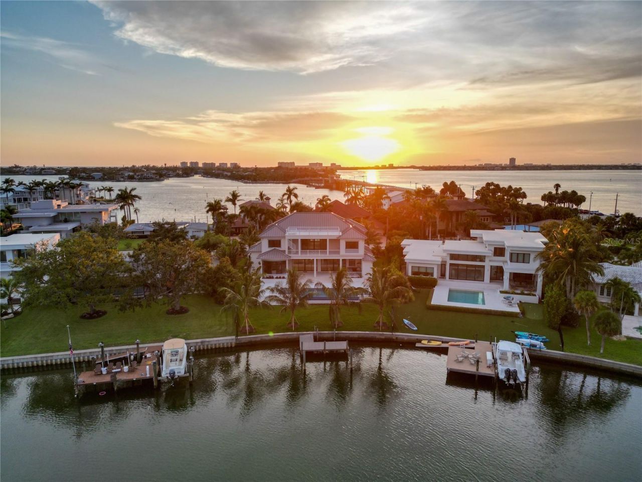 3621 San Remo Terrace, Sarasota, FL 34239 Photo