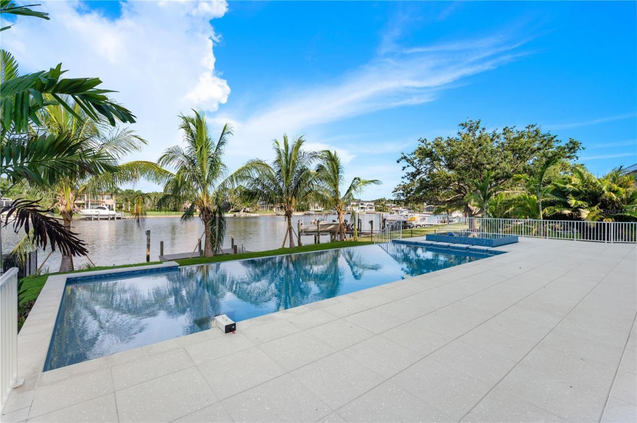 3621 San Remo Terrace, Sarasota, FL 34239 Photo