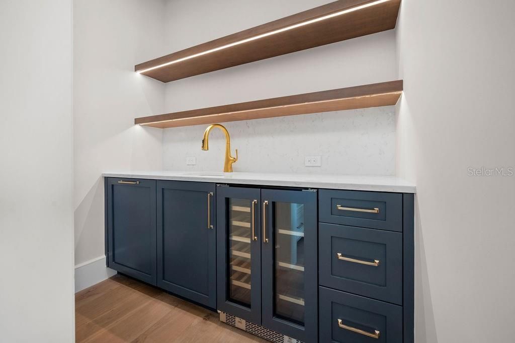 3621 San Remo Terrace, Sarasota, FL 34239 Photo