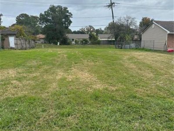 3304 OLE MISS Drive, Kenner, LA 70065