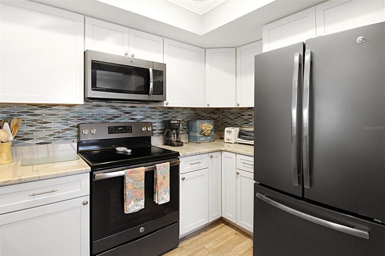 1339 Siesta Bayside Drive, Unit 1339-C, Sarasota, FL 34242 Photo