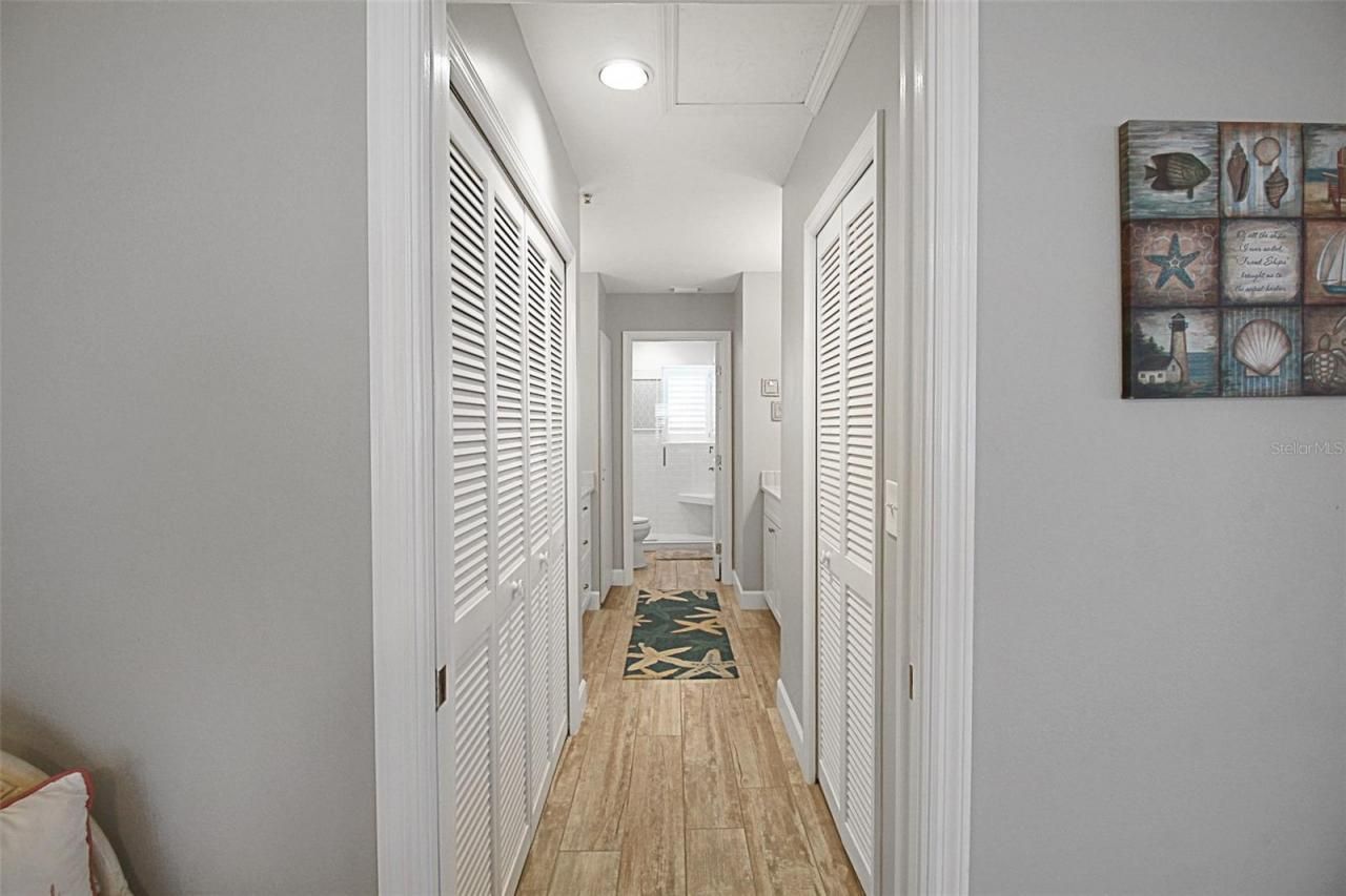 1339 Siesta Bayside Drive, Unit 1339-C, Sarasota, FL 34242 Photo
