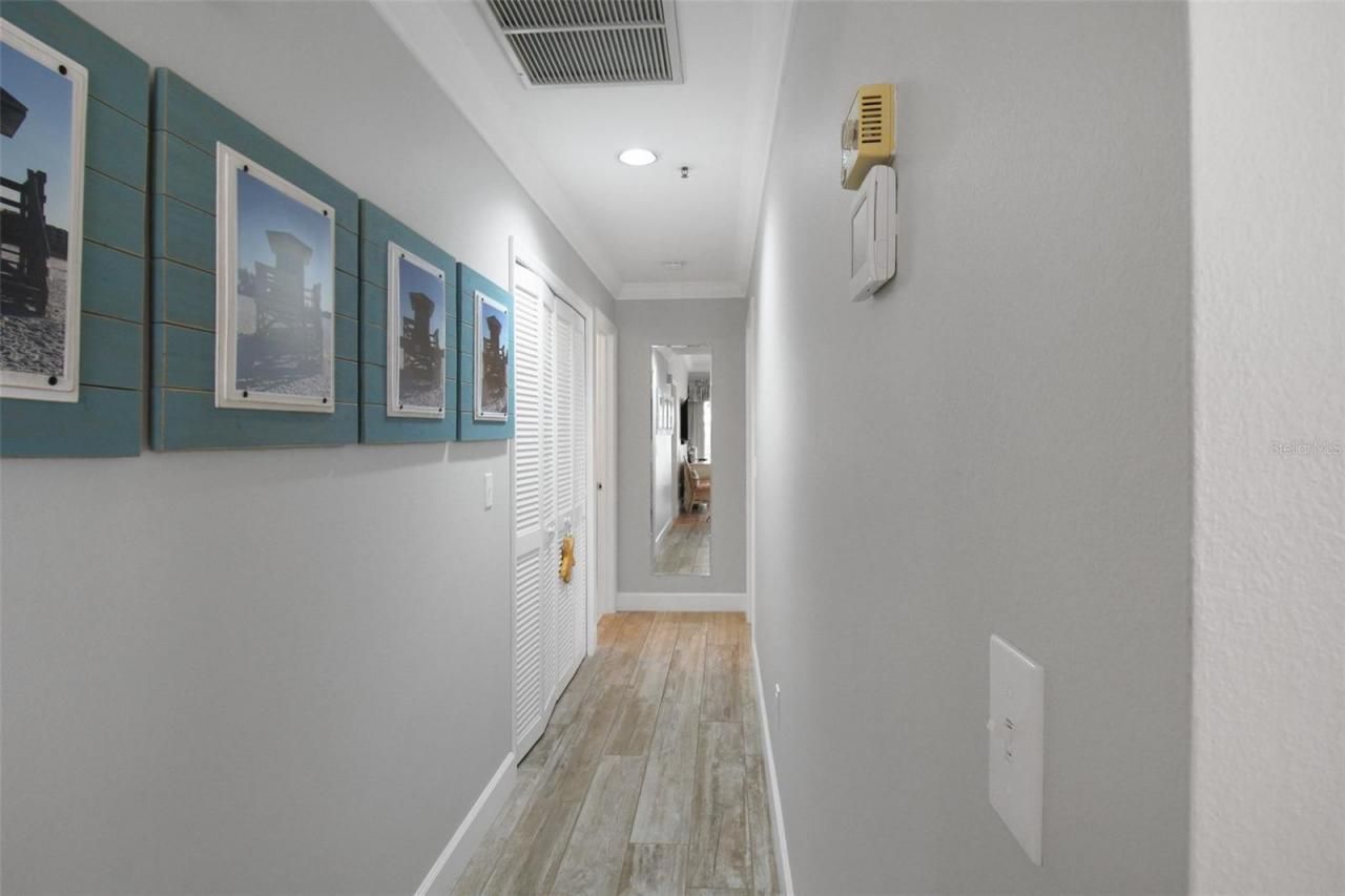 1339 Siesta Bayside Drive, Unit 1339-C, Sarasota, FL 34242 Photo