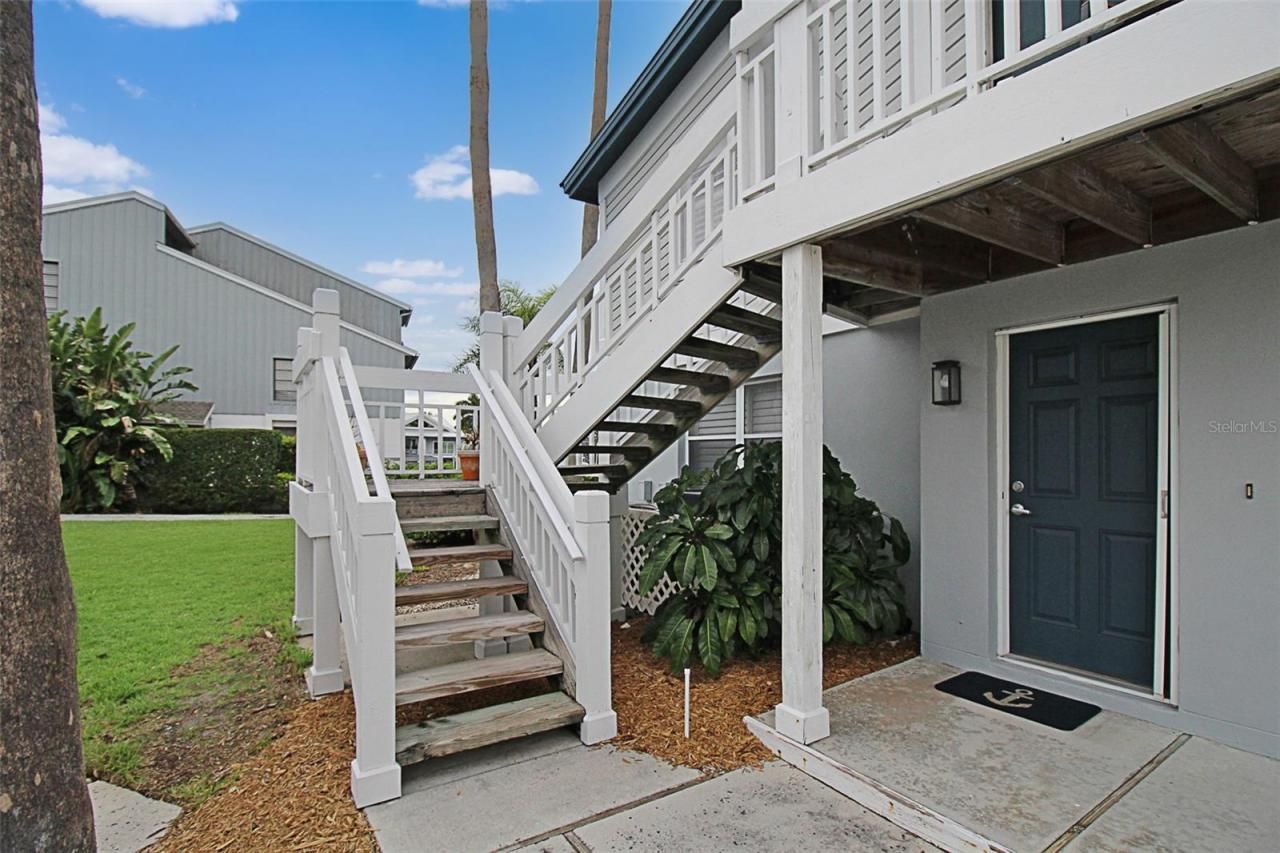 1339 Siesta Bayside Drive, Unit 1339-C, Sarasota, FL 34242 Photo