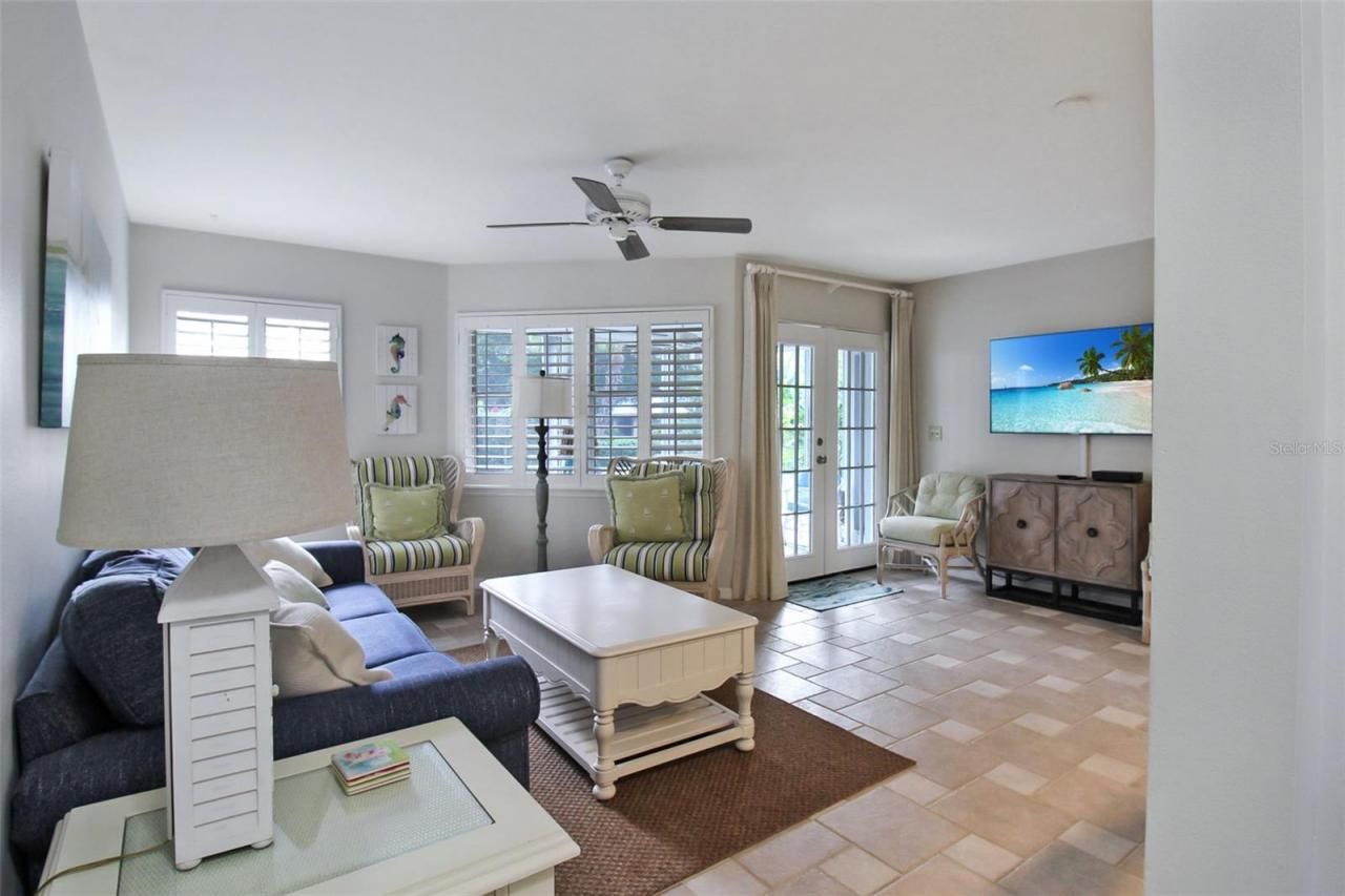 1338 Siesta Bayside Drive, Unit 1338-C, Sarasota, FL 34242 Photo
