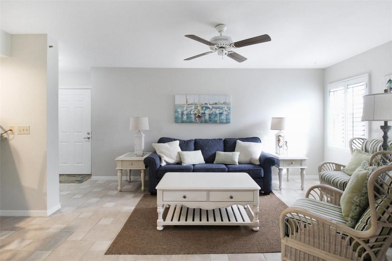 1338 Siesta Bayside Drive, Unit 1338-C, Sarasota, FL 34242 Photo
