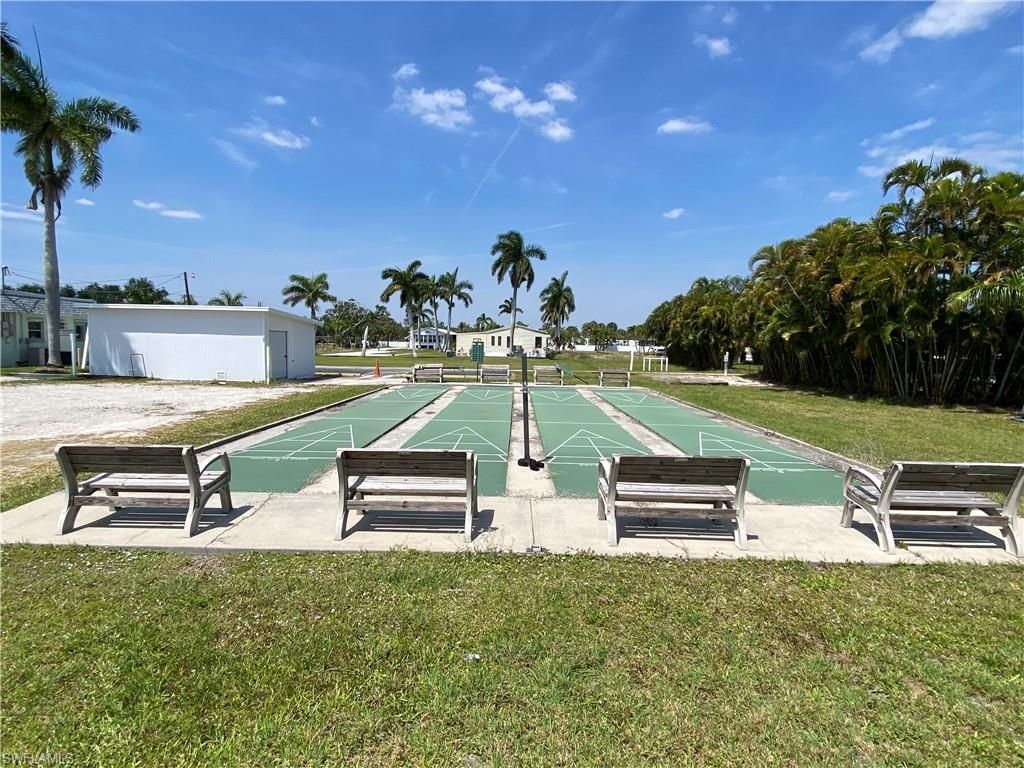 127 Raintree Ln, Fort Myers, FL 33908 Photo