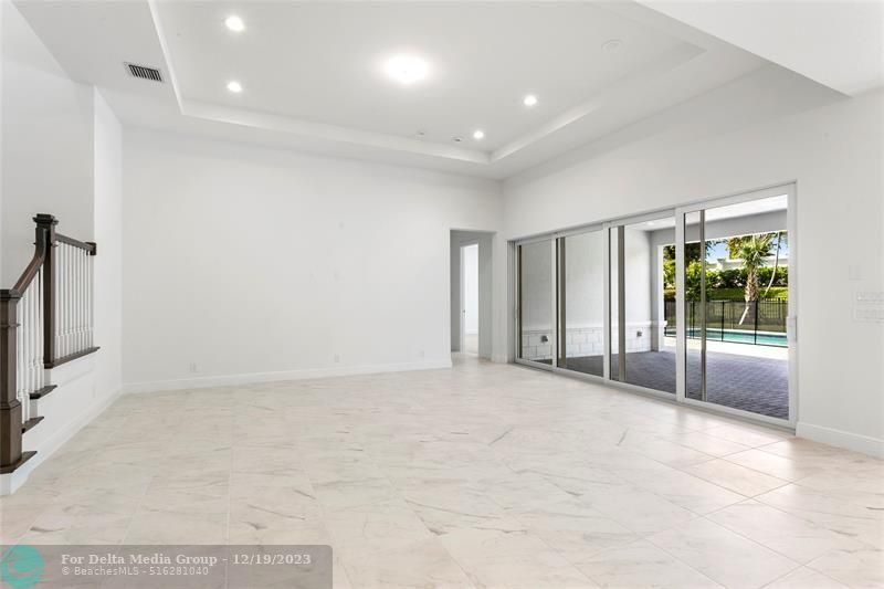 9224 Crestview Cir, Palm Beach Gardens, FL 33412 Photo