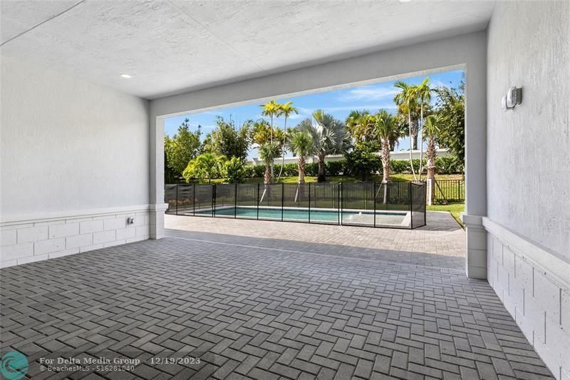 9224 Crestview Cir, Palm Beach Gardens, FL 33412 Photo