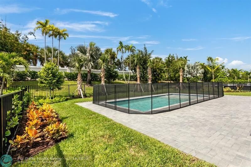 9224 Crestview Cir, Palm Beach Gardens, FL 33412 Photo