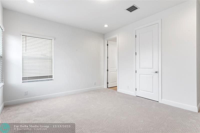 9224 Crestview Cir, Palm Beach Gardens, FL 33412 Photo