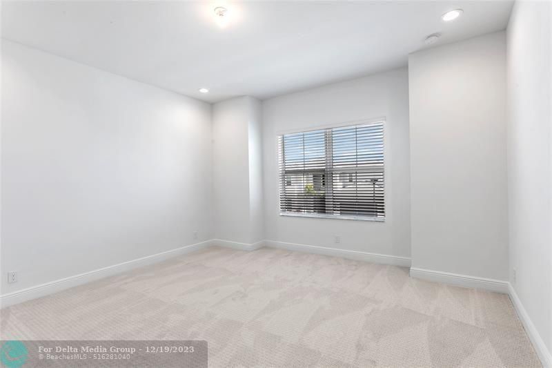 9224 Crestview Cir, Palm Beach Gardens, FL 33412 Photo