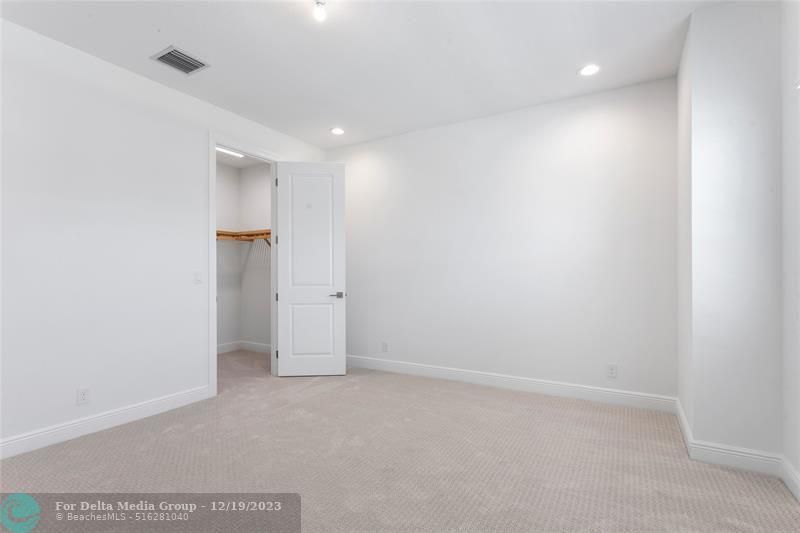 9224 Crestview Cir, Palm Beach Gardens, FL 33412 Photo