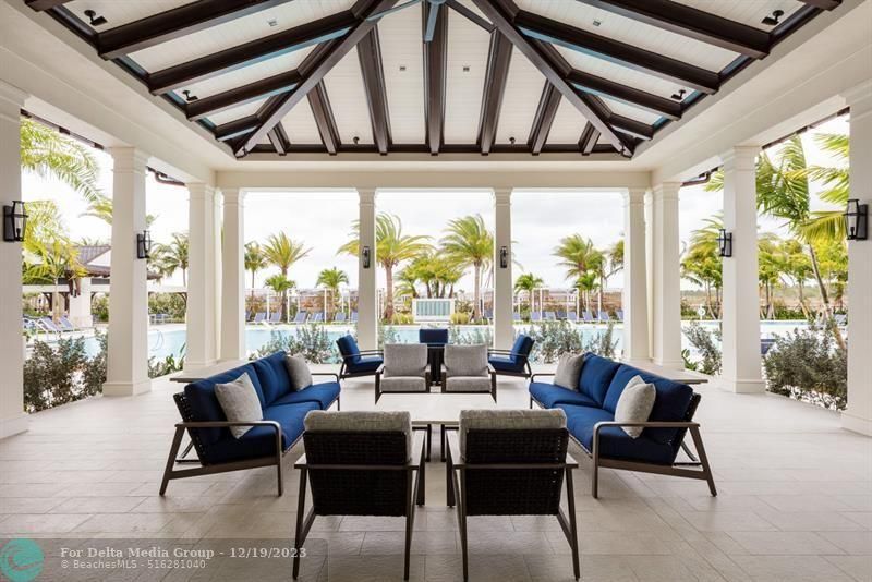 9224 Crestview Cir, Palm Beach Gardens, FL 33412 Photo