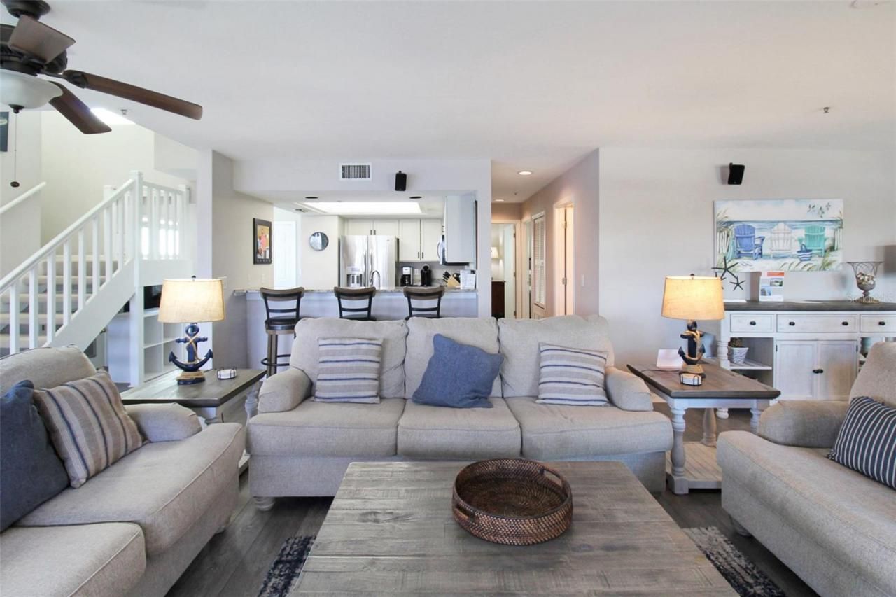 1389 Siesta Bayside Drive, Unit 1389-F, Sarasota, FL 34242 Photo