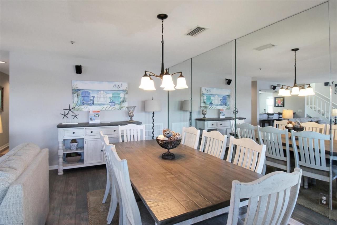 1389 Siesta Bayside Drive, Unit 1389-F, Sarasota, FL 34242 Photo